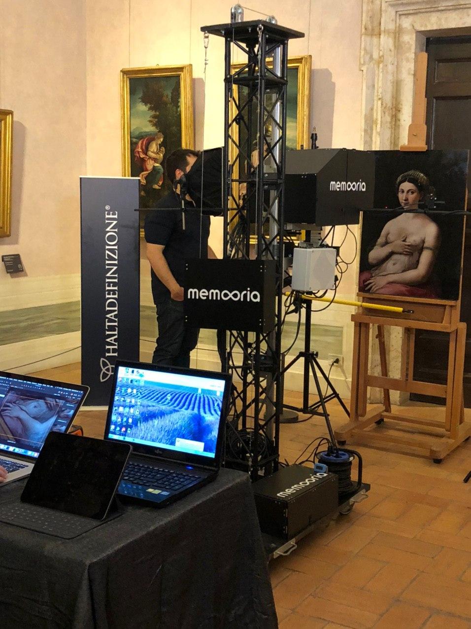 Aufnahme des Gemäldes "La Fornarina" von Raphael mit Hightech Ausrüstung, gigapixel, haltadefinizione, gemälde, digital, kunstwerk